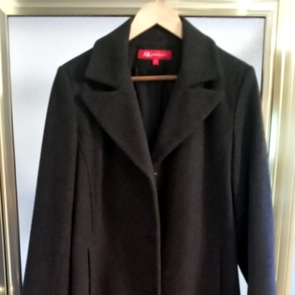 Anne Klein Full Length Wool Coat - size 2